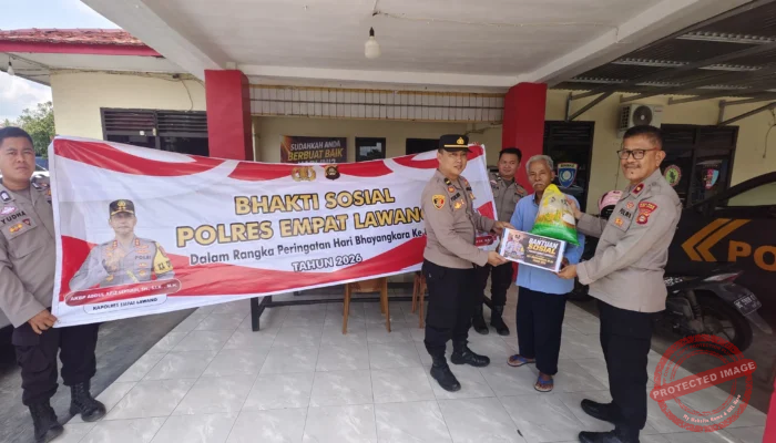 Giat bakti sosial Kanit binmas di pimpin oleh kapolsek tebing tinggi polres empat lawang.